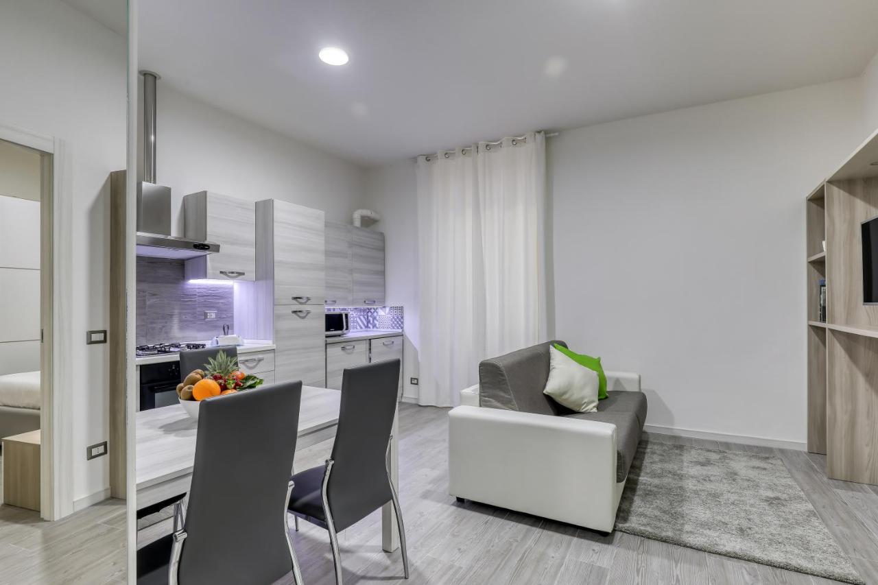 Tourist Apartment ชิวิตาเวกเกีย ภายนอก รูปภาพ
